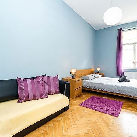 Cozy And Sunny Apartment In Uptown 布拉格 外观 照片
